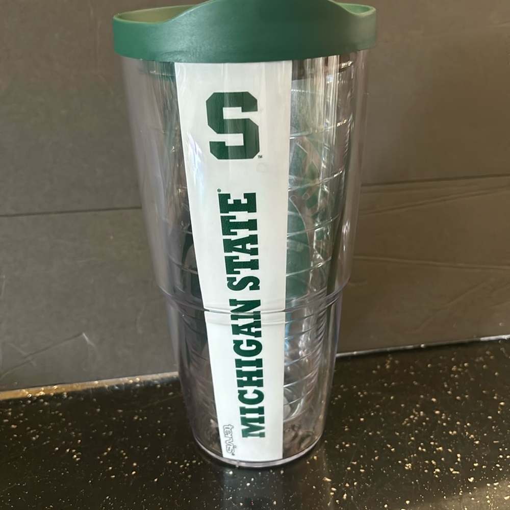Tervis 24 ounce tumbler with lid Michigan State University motif